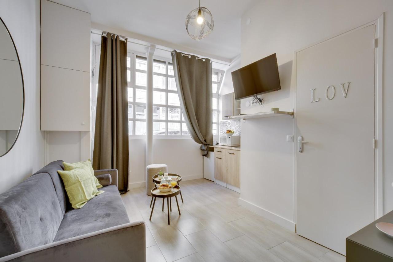 Bright Charming Modern Studio By Dreamy Canal Париж Екстериор снимка